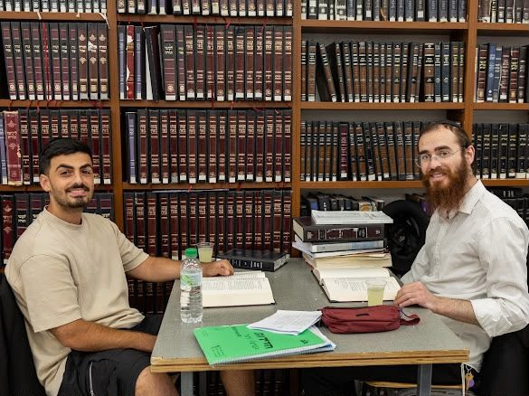 Tefillin distribution